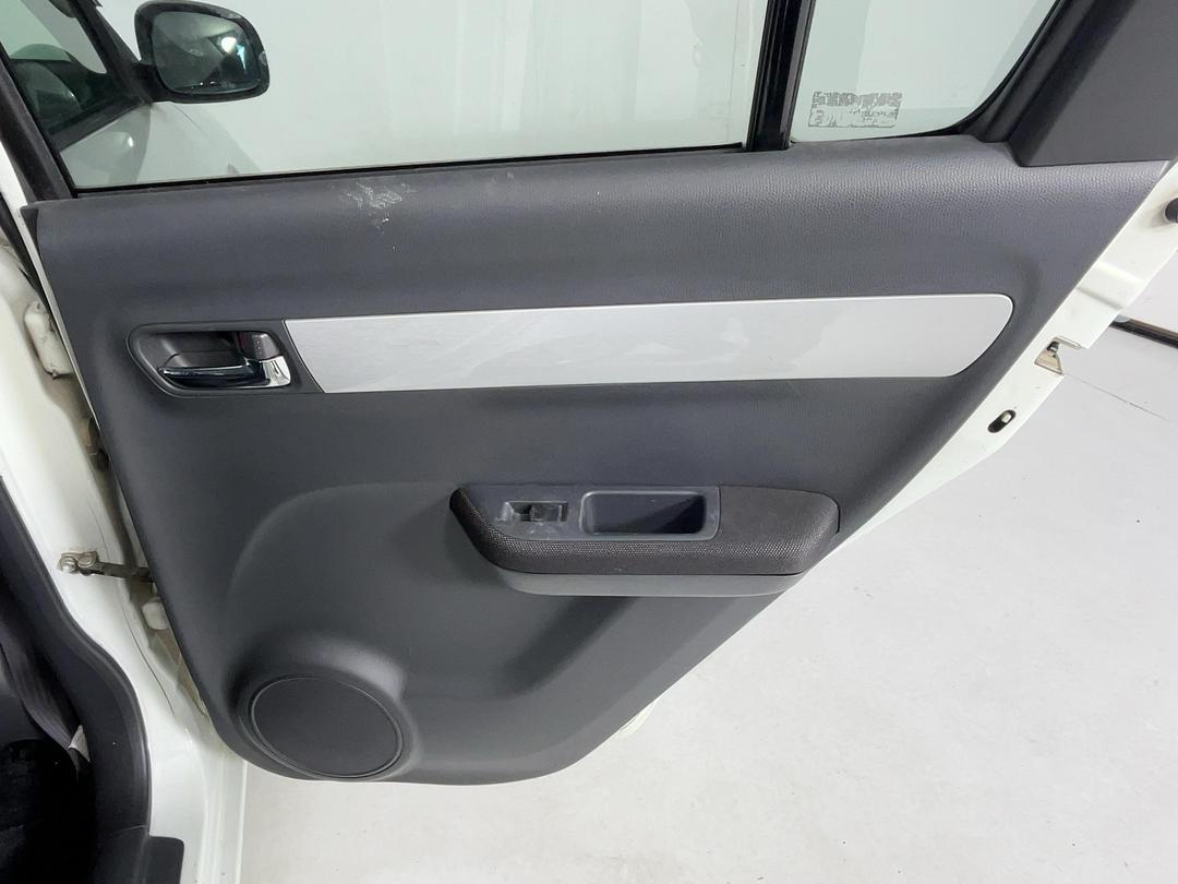 Photo '19' of Suzuki Swift