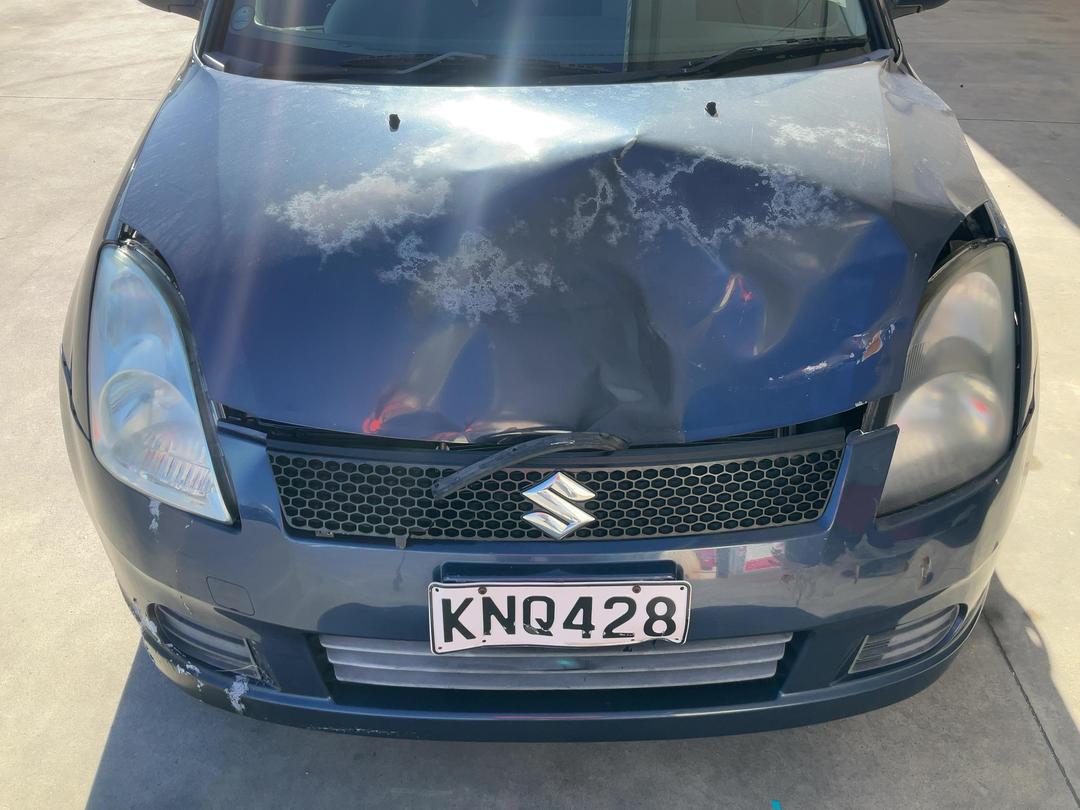 Photo '11' of Suzuki Swift Photo '11' of Suzuki Swift
