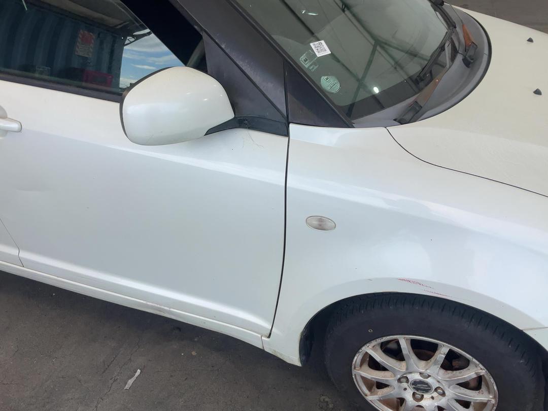 Photo '2' of Suzuki Swift Photo '2' of Suzuki Swift