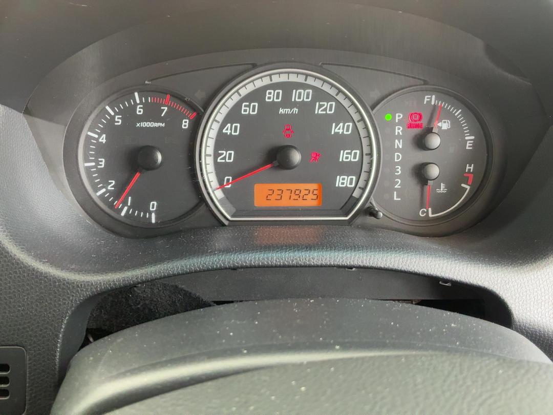 Photo '16' of Suzuki Swift Photo '16' of Suzuki Swift