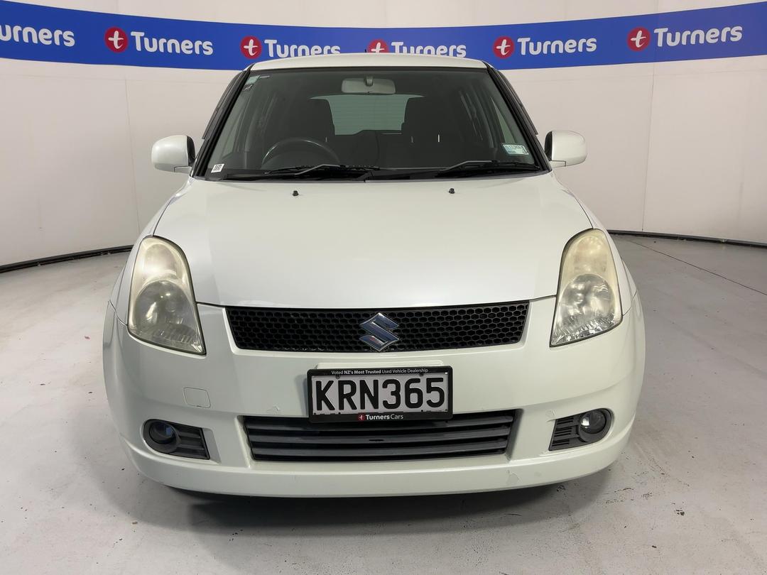 Photo '2' of Suzuki Swift
