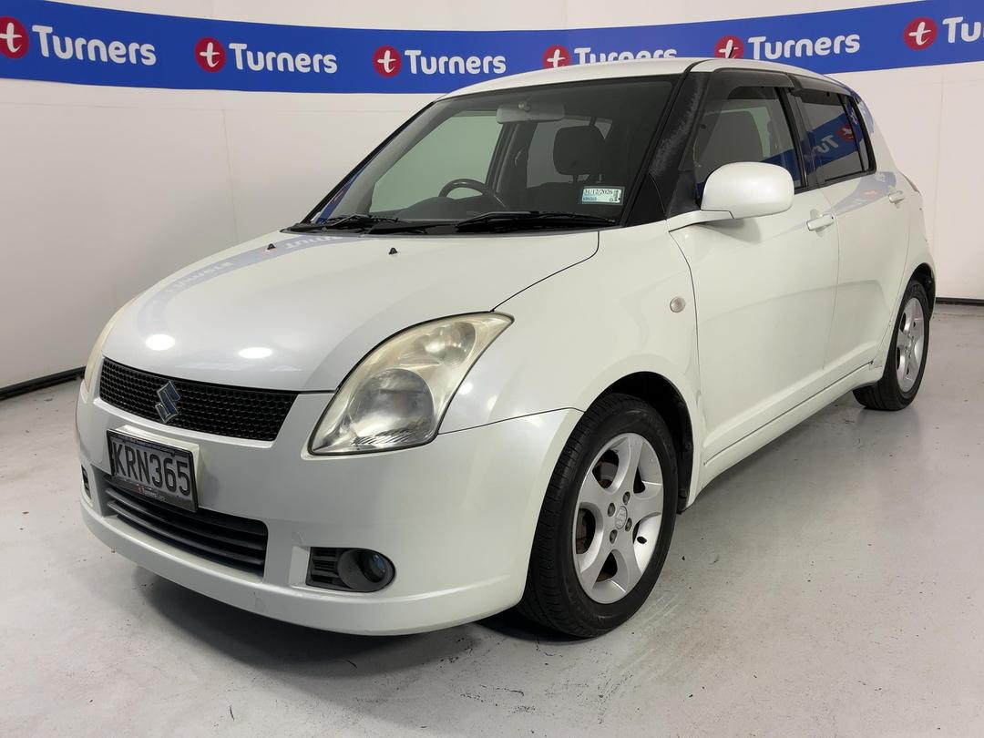 Photo '4' of Suzuki Swift