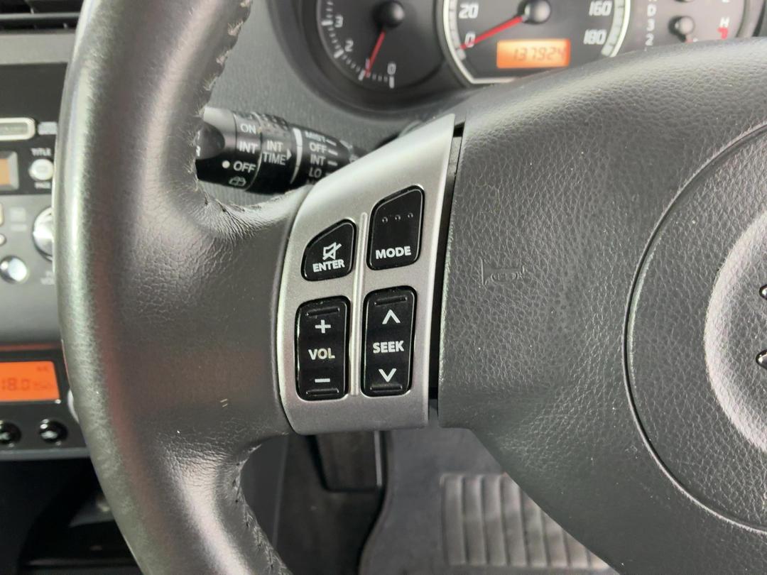Photo '23' of Suzuki Swift