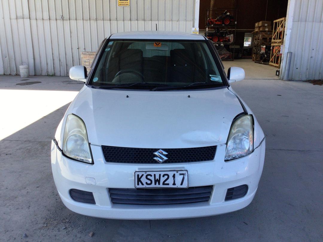 Photo '2' of Suzuki Swift Photo '2' of Suzuki Swift