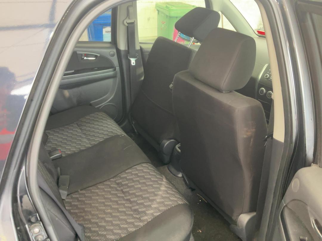 Photo '15' of Suzuki SX4 Photo '15' of Suzuki SX4