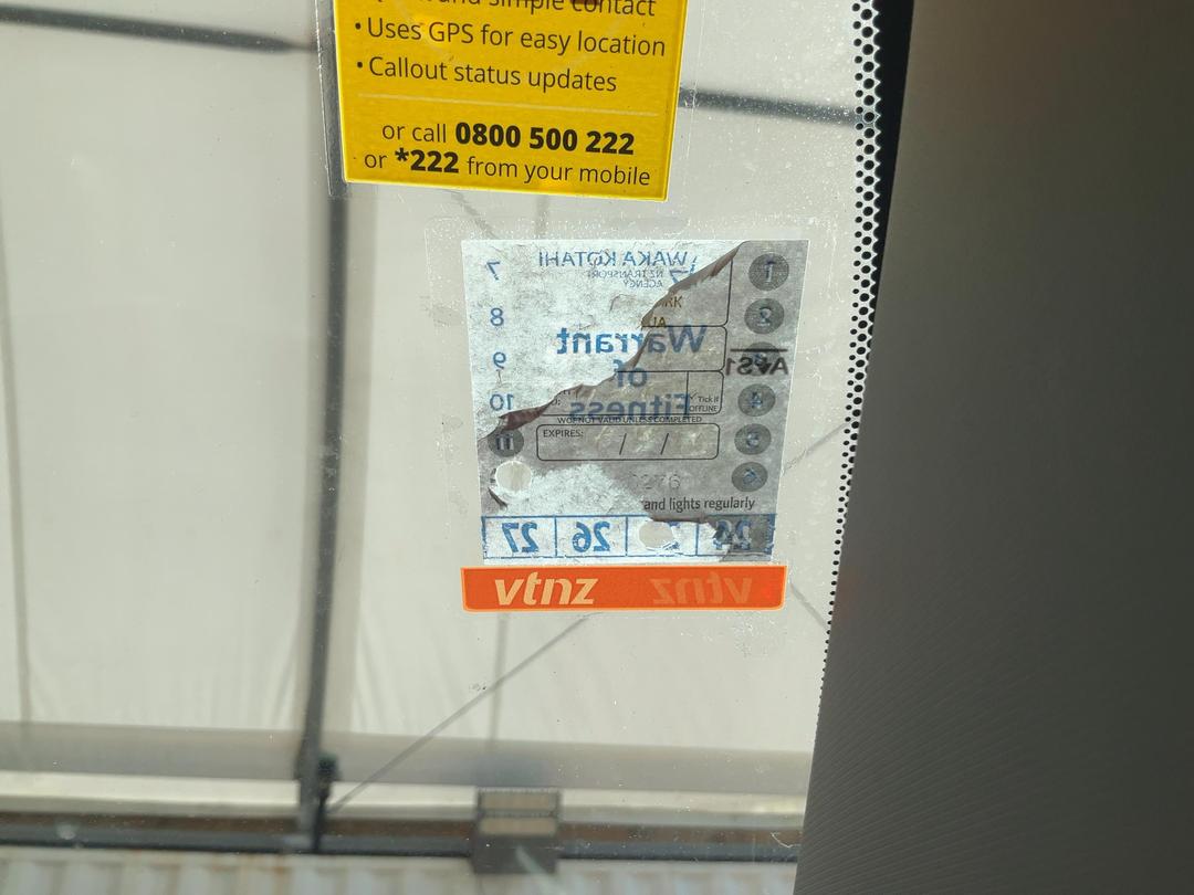 Photo '11' of Toyota Auris