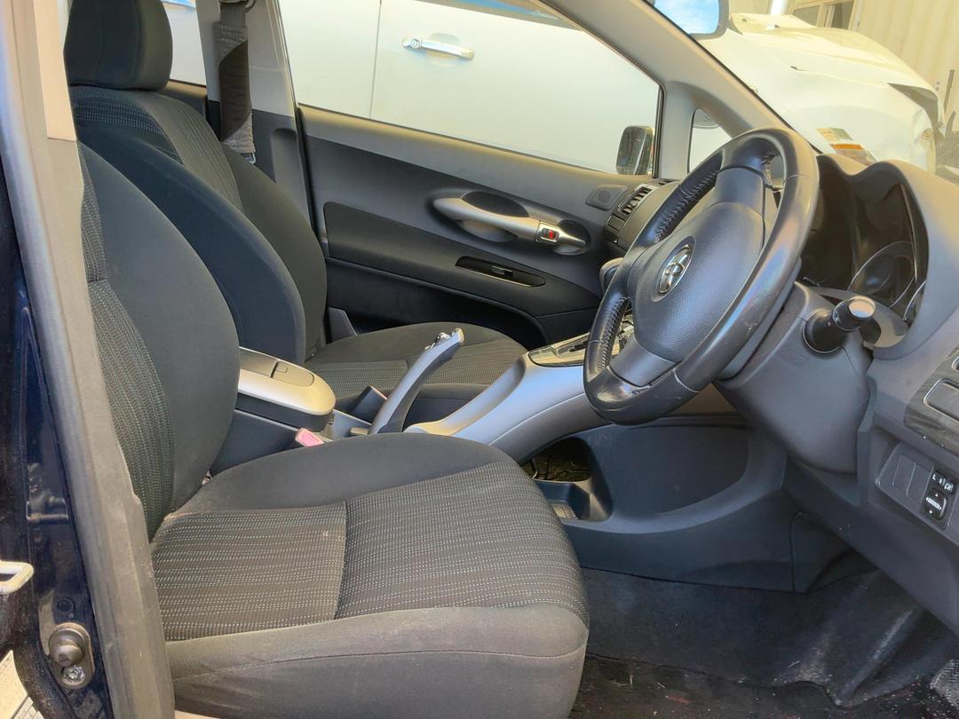 Photo '10' of Toyota Auris Photo '10' of Toyota Auris