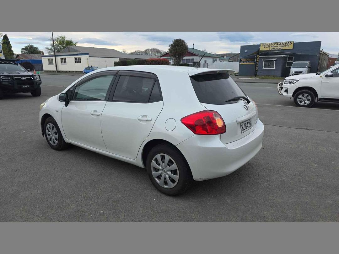 Photo '9' of Toyota Auris Photo '9' of Toyota Auris