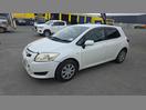 Thumbnail '4' of Toyota Auris