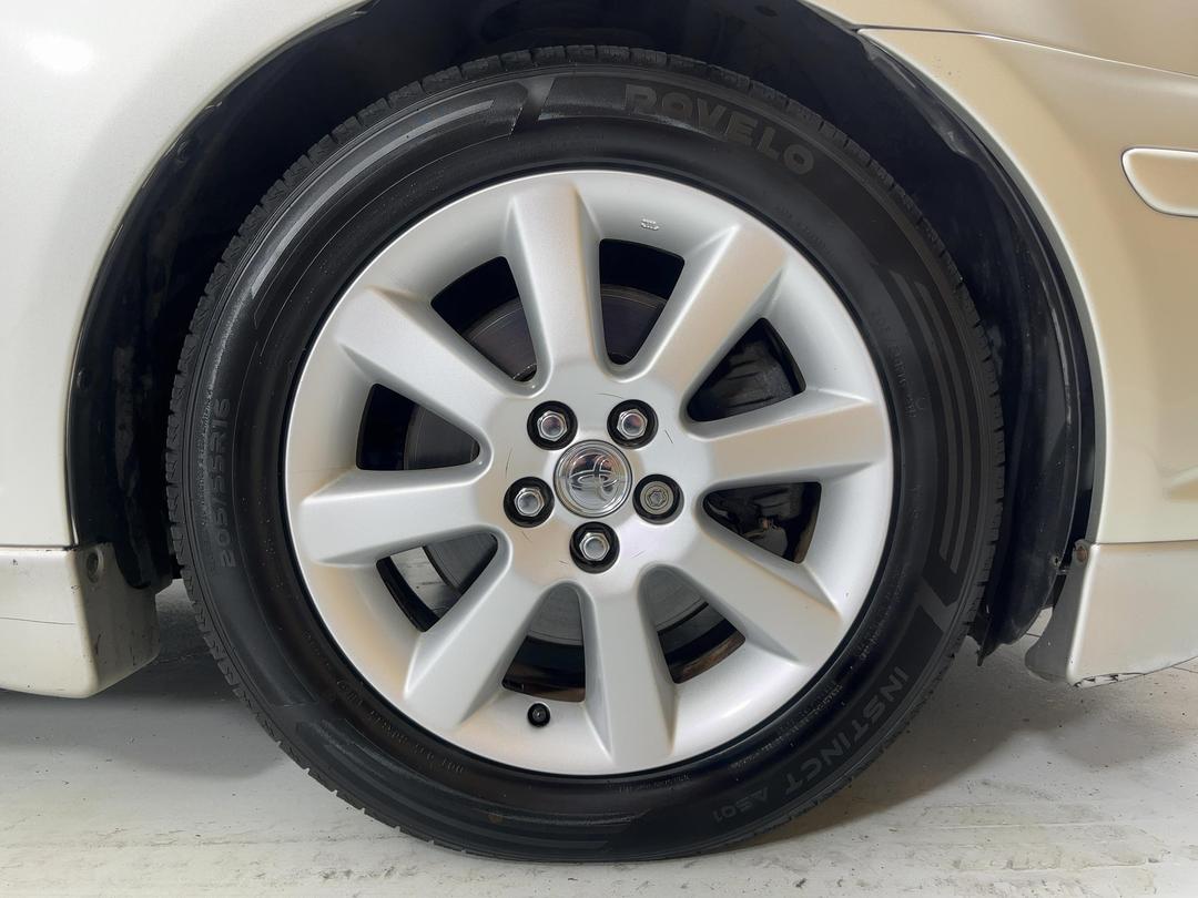 Photo '9' of Toyota Avensis