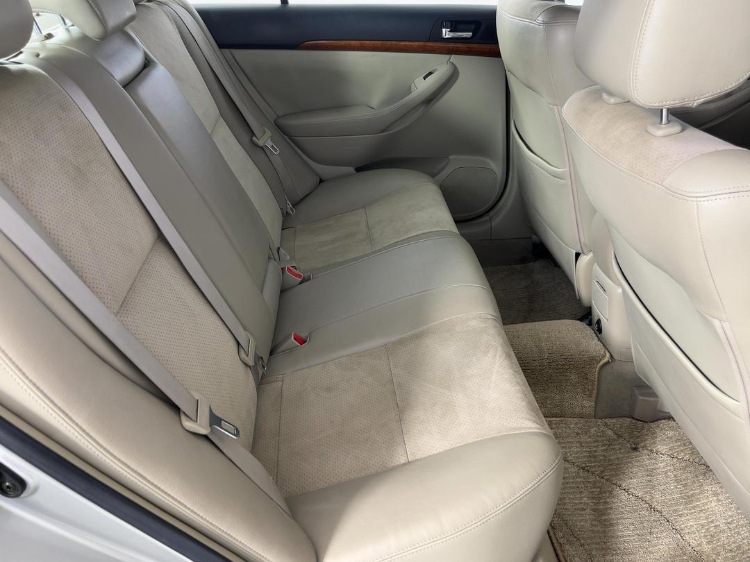 Photo '20' of Toyota Avensis