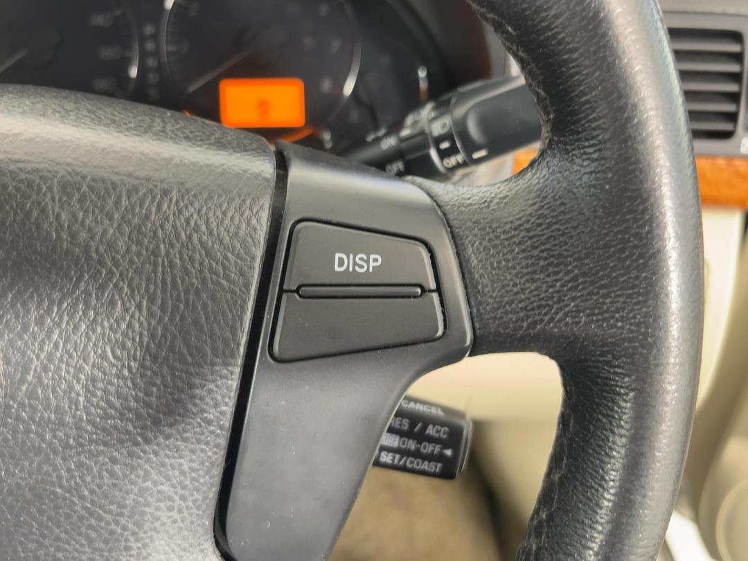 Photo '24' of Toyota Avensis