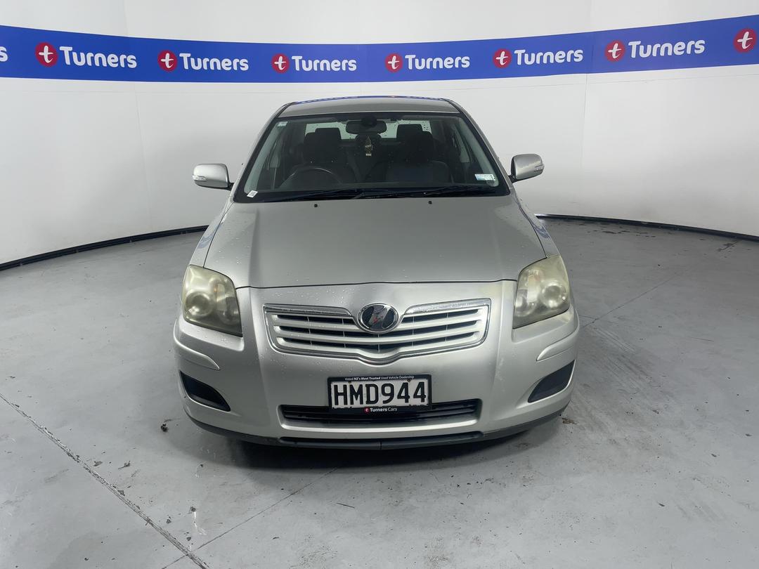 Photo '2' of Toyota Avensis