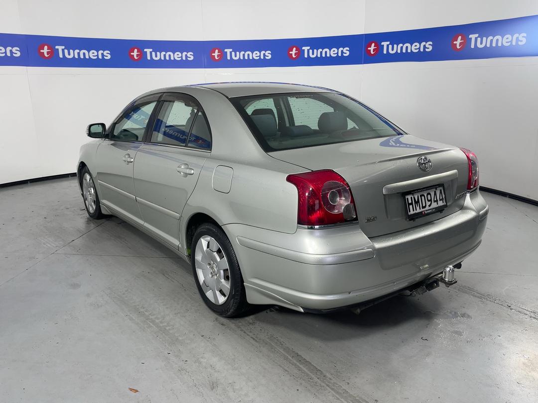 Photo '5' of Toyota Avensis