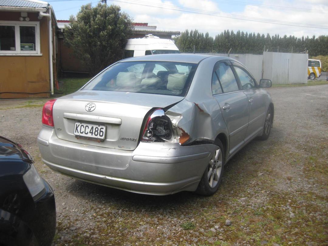 Photo '4' of Toyota Avensis Photo '4' of Toyota Avensis