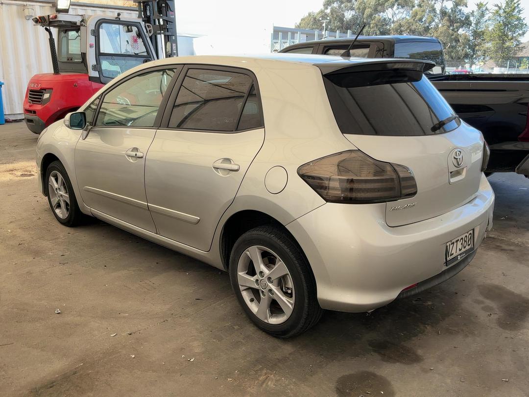 Photo '5' of Toyota Blade