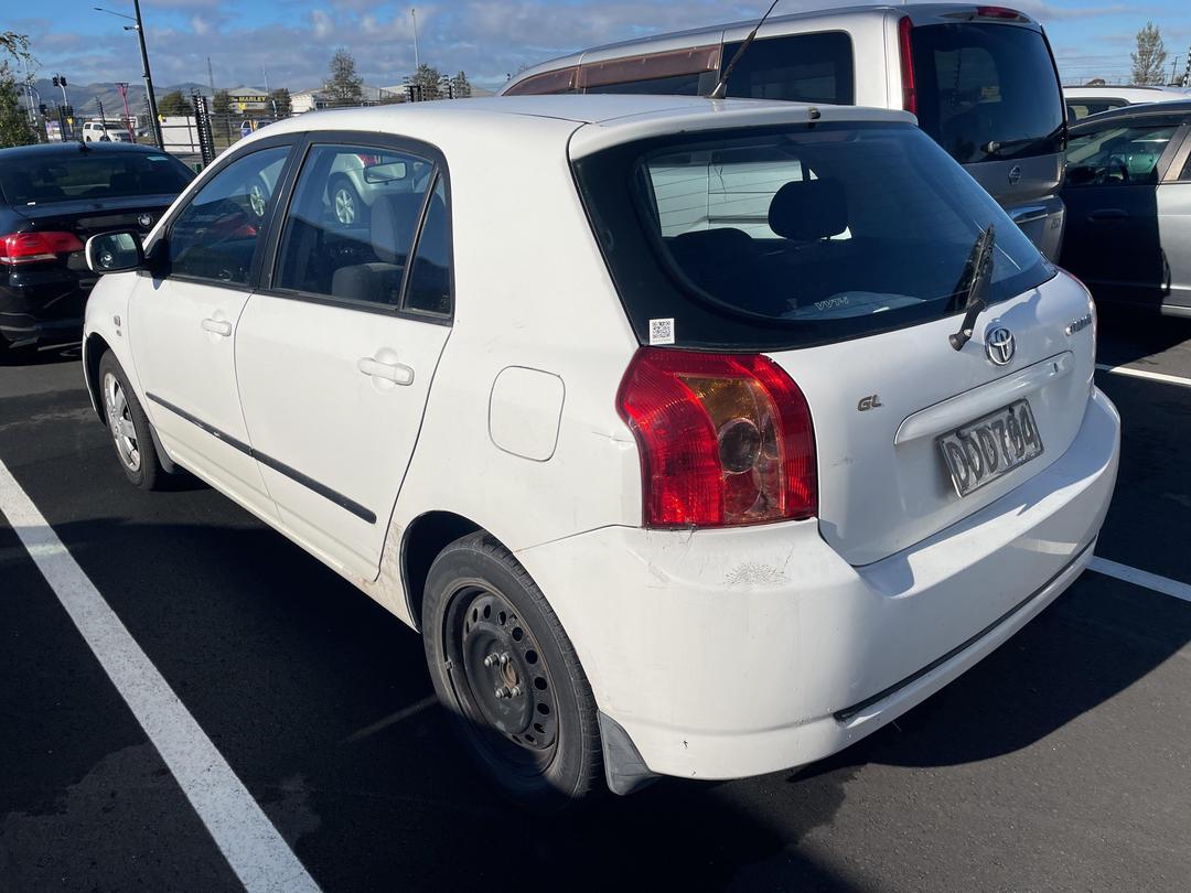 Photo '10' of Toyota Corolla GL