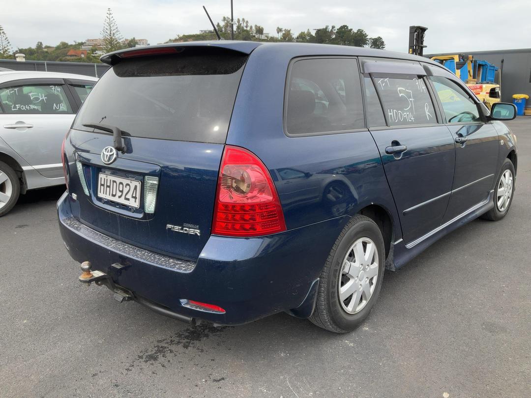 Photo '2' of Toyota Corolla Fielder
