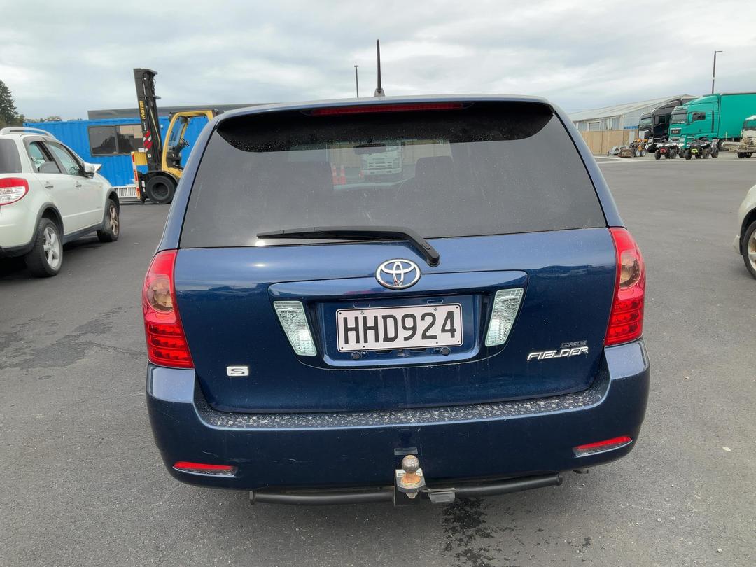 Photo '3' of Toyota Corolla Fielder