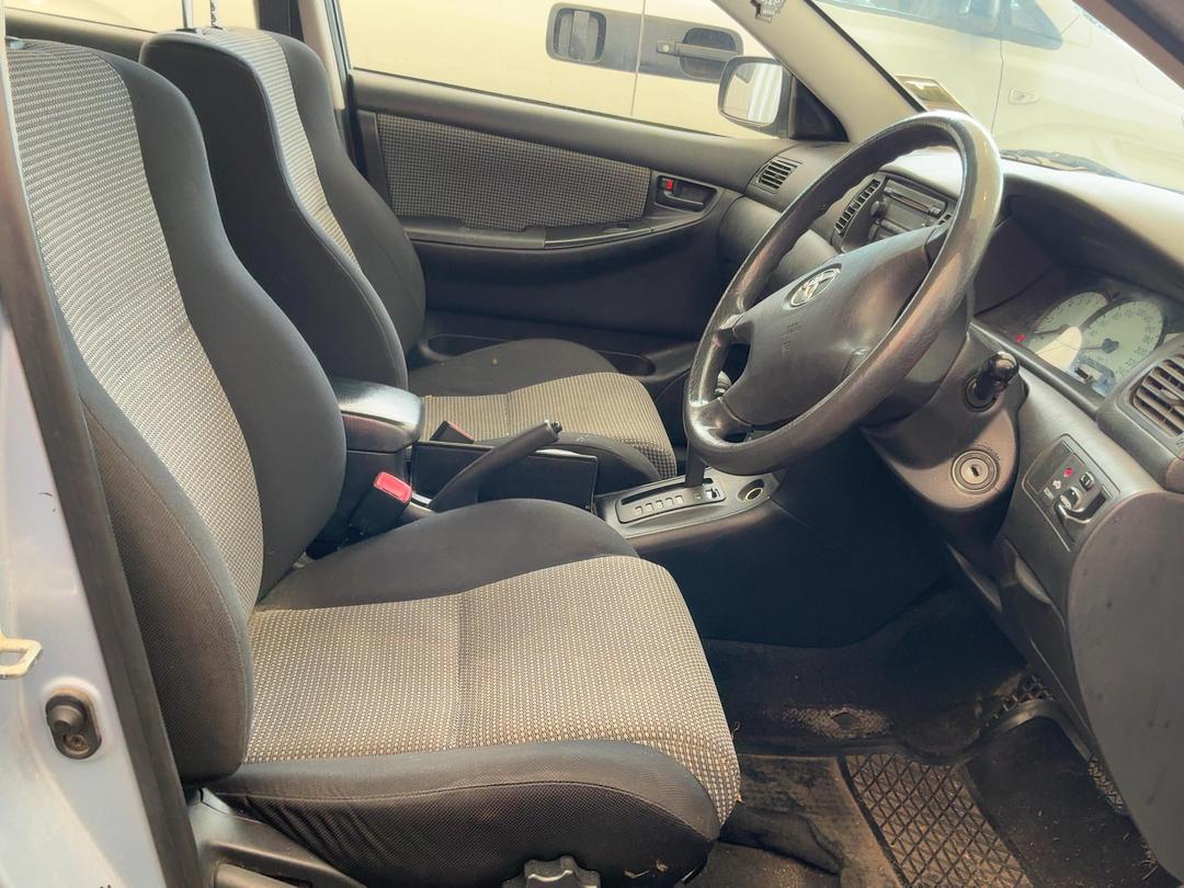 Photo '11' of Toyota Corolla GL