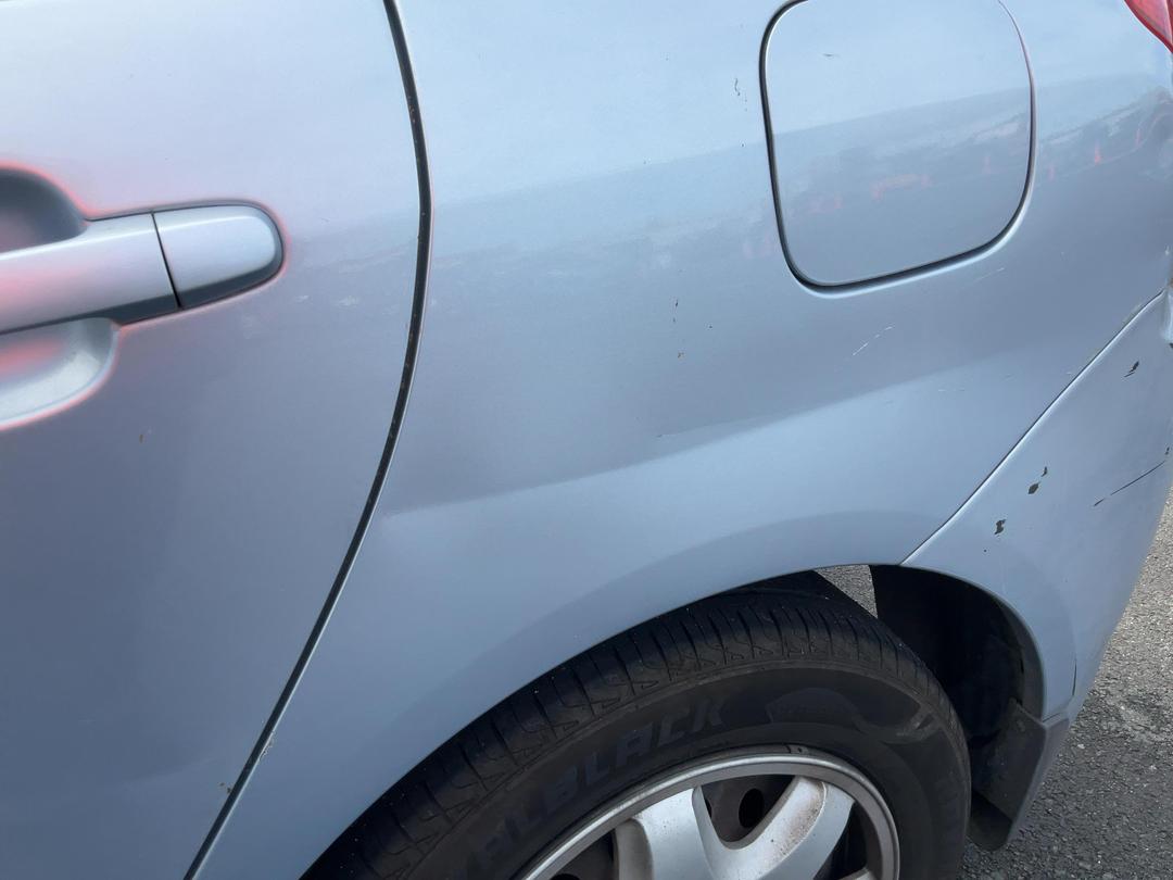Photo '15' of Toyota Corolla GL Photo '15' of Toyota Corolla GL