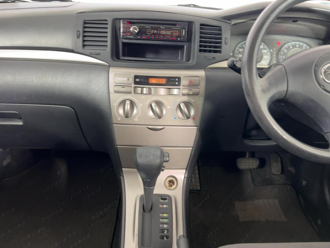 Photo '18' of Toyota Corolla