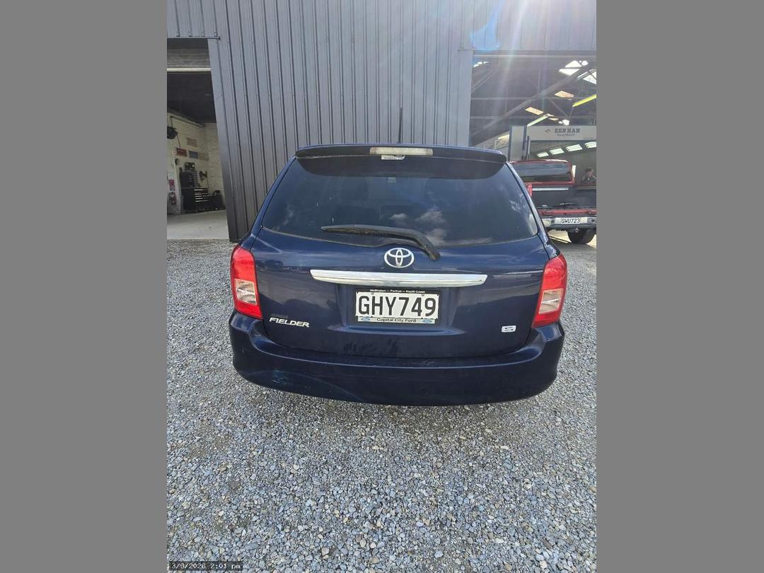 Photo '4' of Toyota Corolla Fielder 1.8 Photo '4' of Toyota Corolla Fielder 1.8