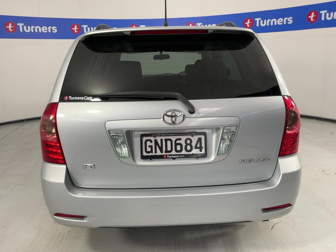 Photo '6' of Toyota Corolla Fielder