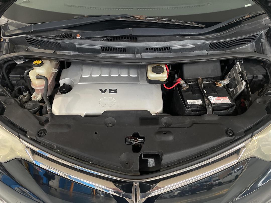 Photo '13' of Toyota Estima