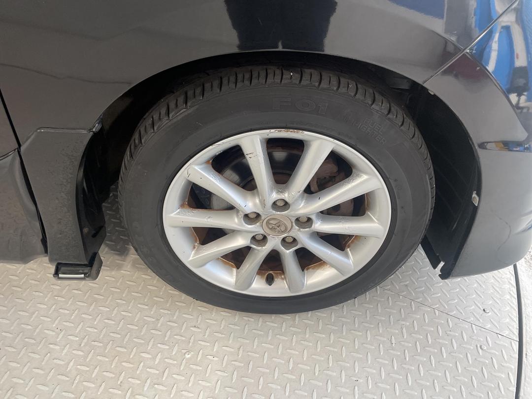 Photo '9' of Toyota Estima