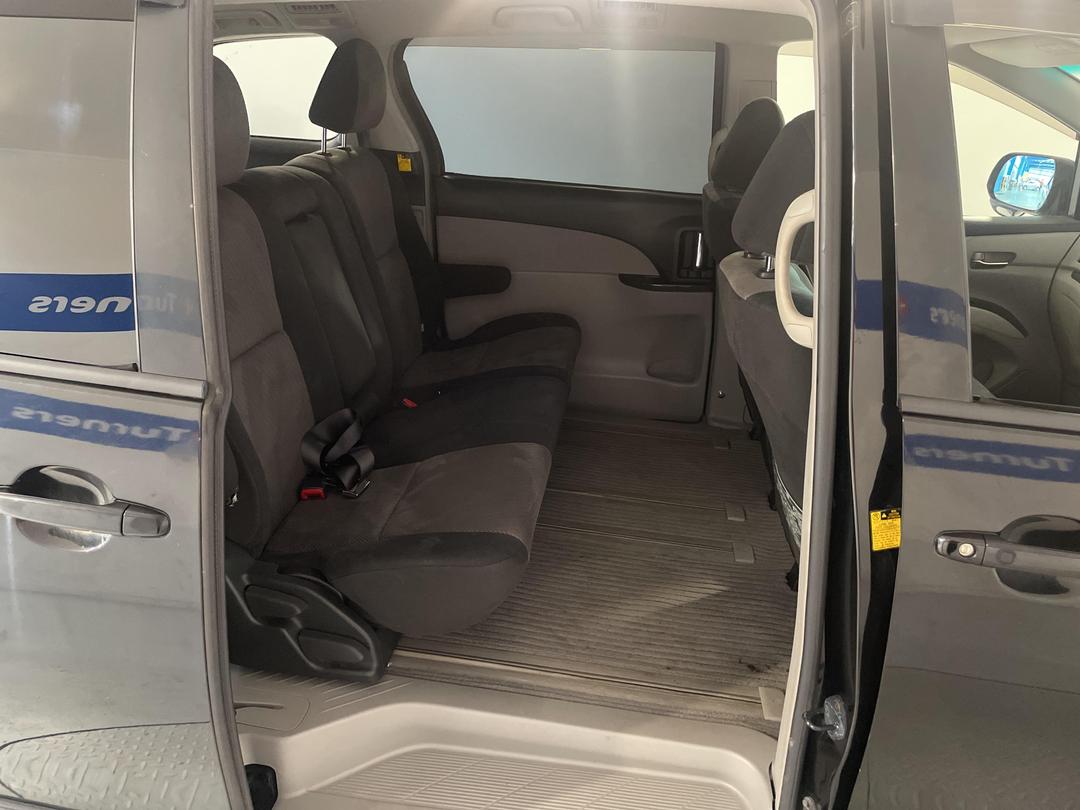 Photo '20' of Toyota Estima