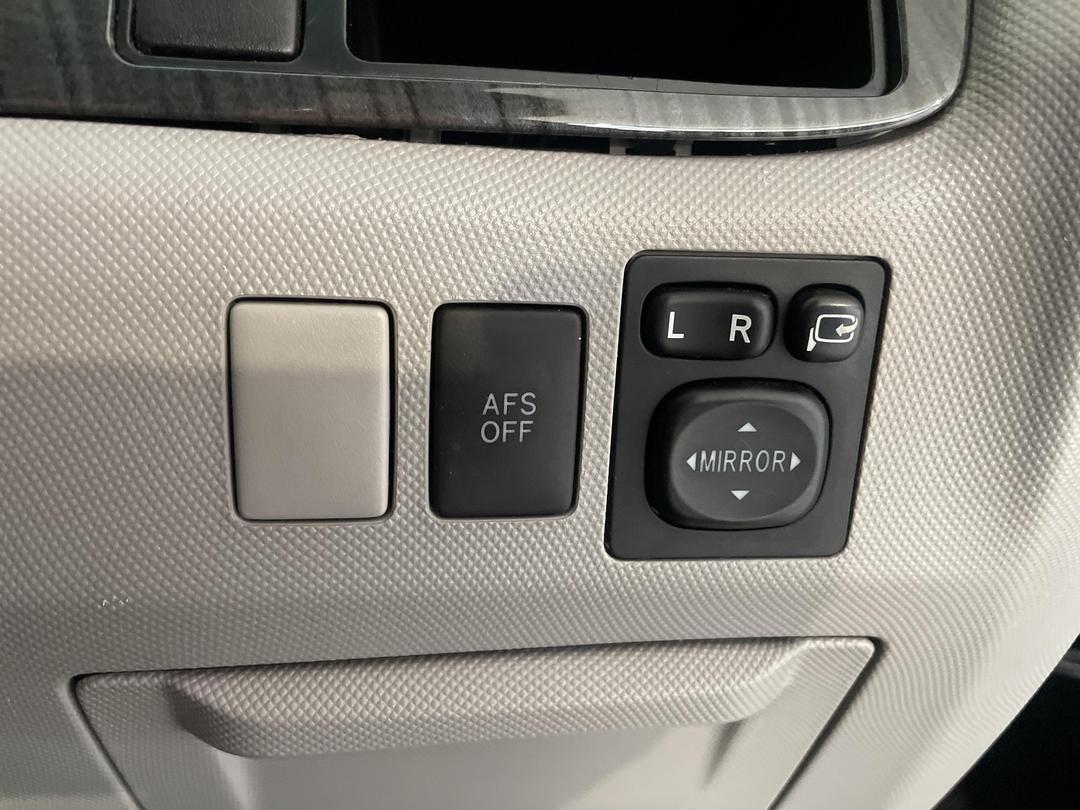 Photo '25' of Toyota Estima