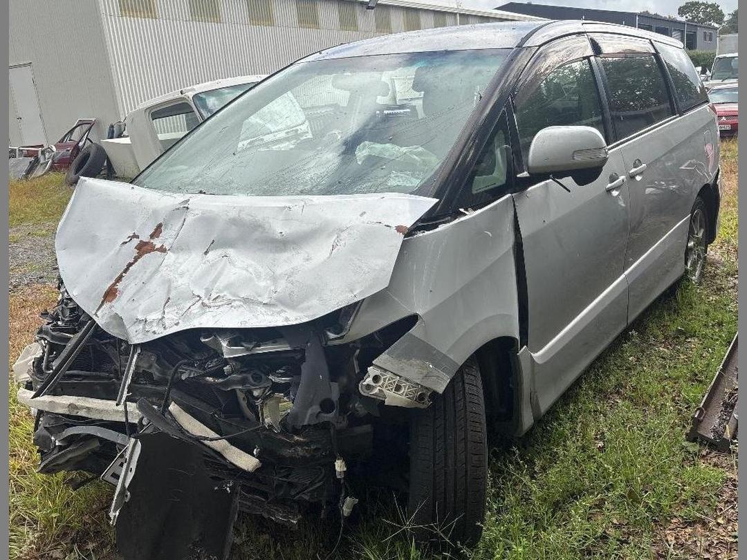 Photo '4' of Toyota Estima