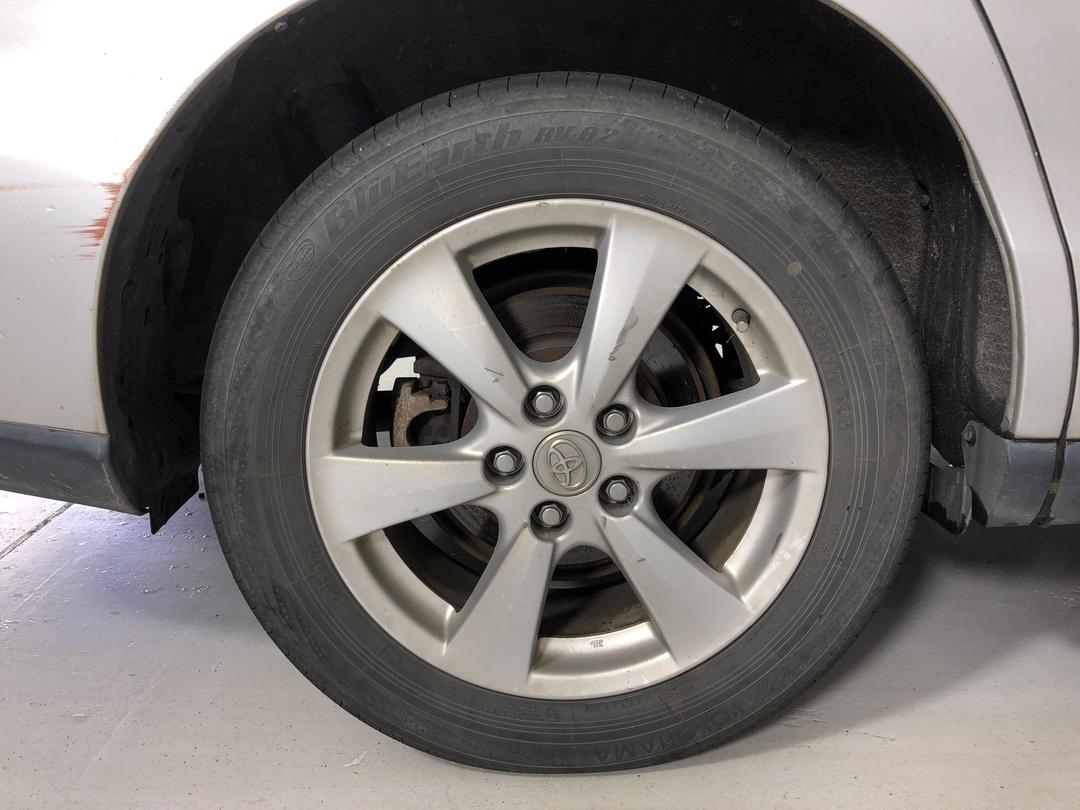 Photo '8' of Toyota Estima