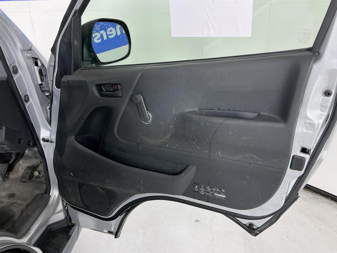 Photo '13' of Toyota Hiace TD