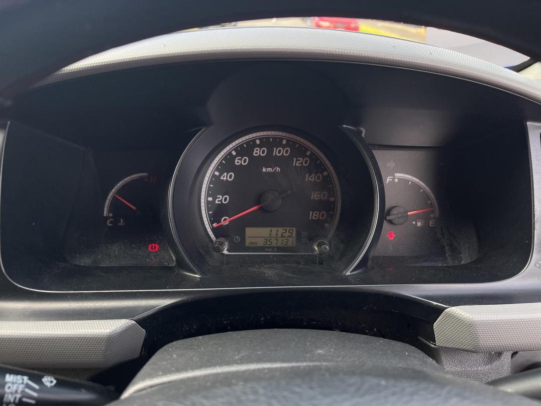 Photo '21' of Toyota Hiace