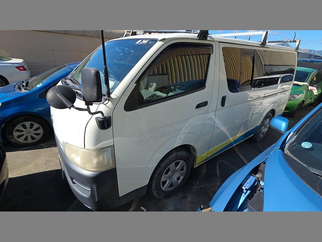 Photo '2' of Toyota Hiace Regius Photo '2' of Toyota Hiace Regius