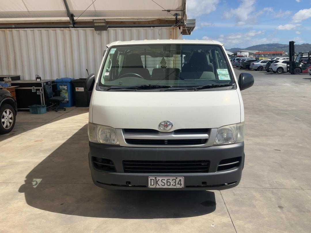 Photo '4' of Toyota Hiace Tdzl Photo '4' of Toyota Hiace Tdzl