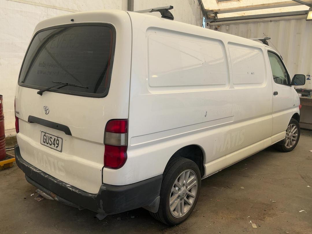 Photo '5' of Toyota Hiace