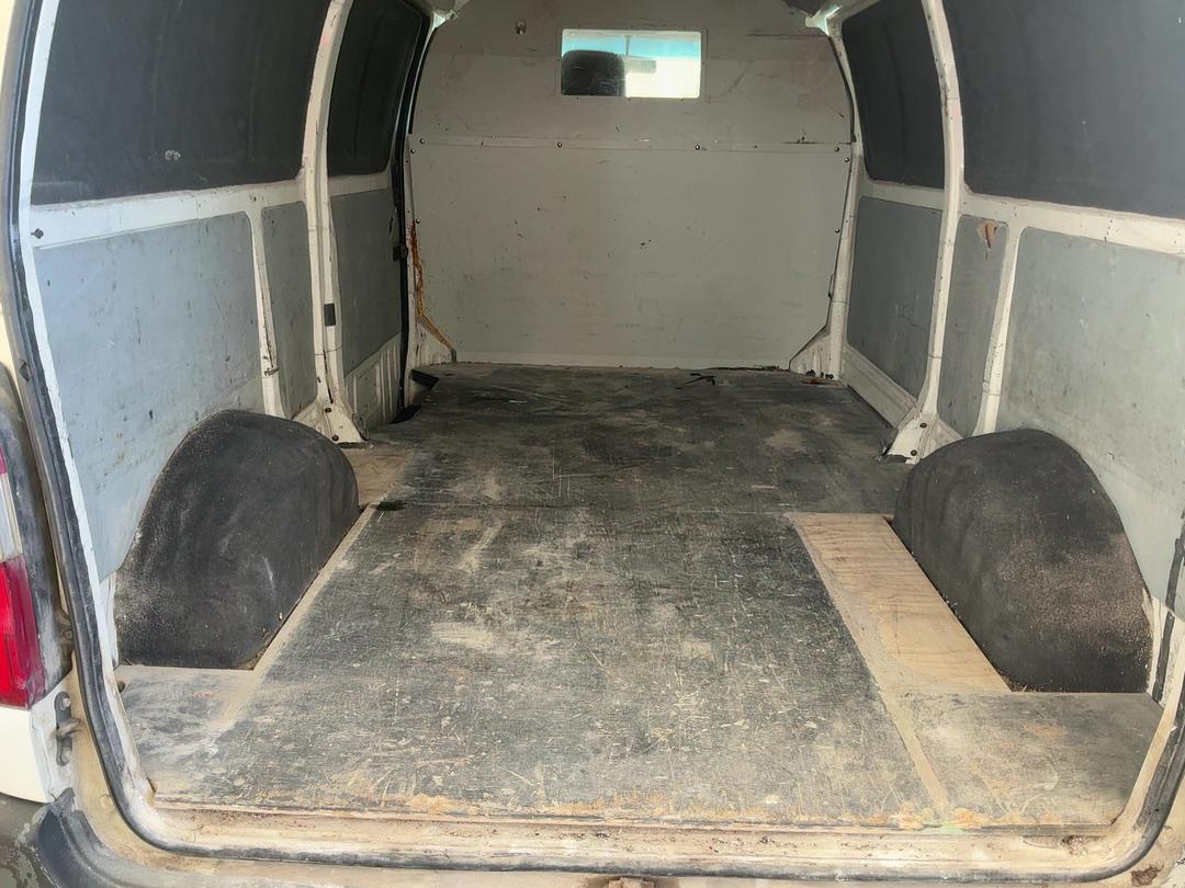 Photo '9' of Toyota Hiace