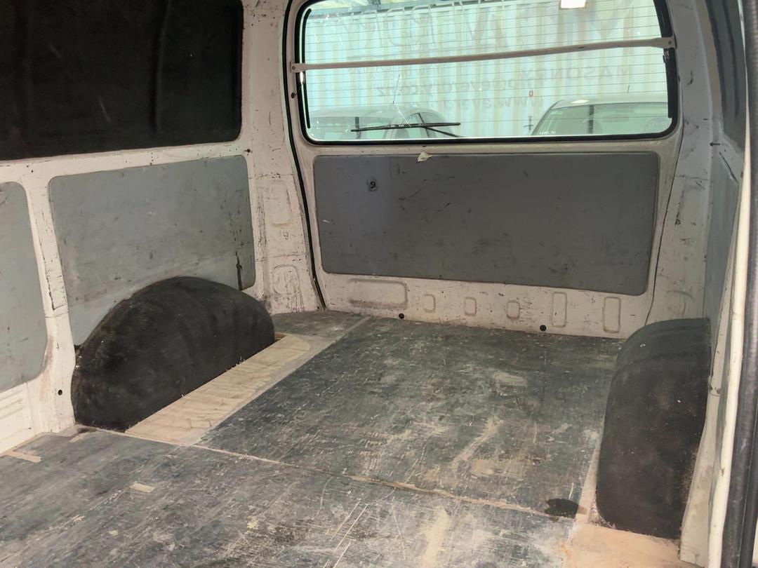 Photo '10' of Toyota Hiace
