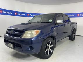 Photo '4' of Toyota Hilux