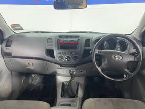 Photo '17' of Toyota Hilux