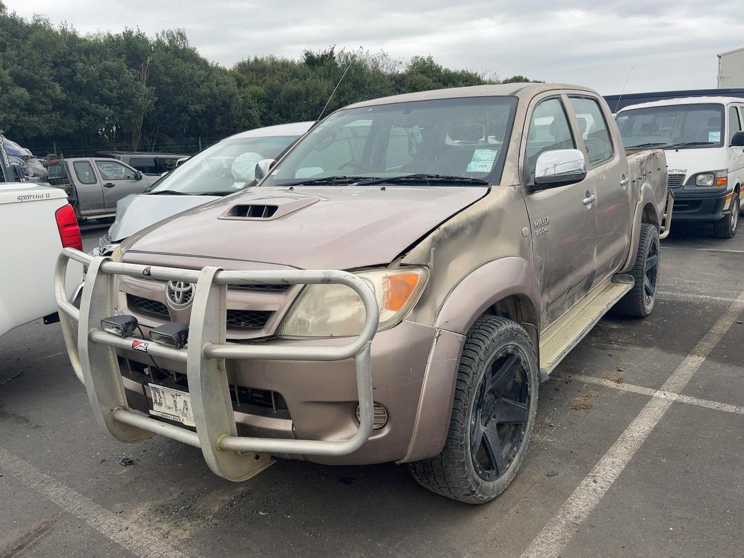 Photo '2' of Toyota Hilux TD SR5 DCU Photo '2' of Toyota Hilux TD SR5 DCU
