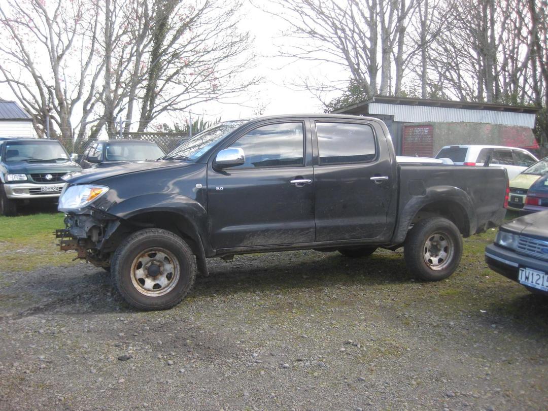 Photo '2' of Toyota Hilux TD SR5 DCU Photo '2' of Toyota Hilux TD SR5 DCU