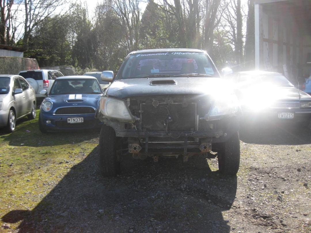 Photo '3' of Toyota Hilux TD SR5 DCU Photo '3' of Toyota Hilux TD SR5 DCU