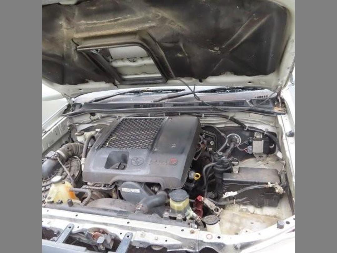 Photo '16' of Toyota Hilux TD D/C