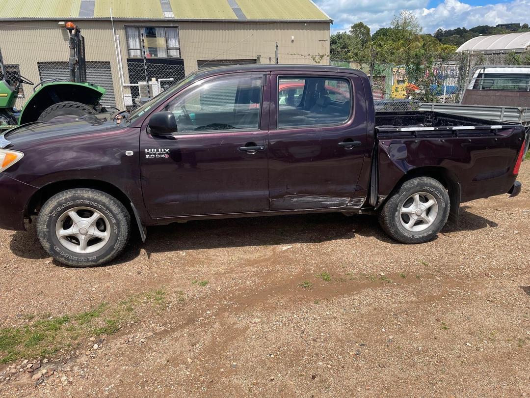 Photo '4' of Toyota Hilux TD D/C