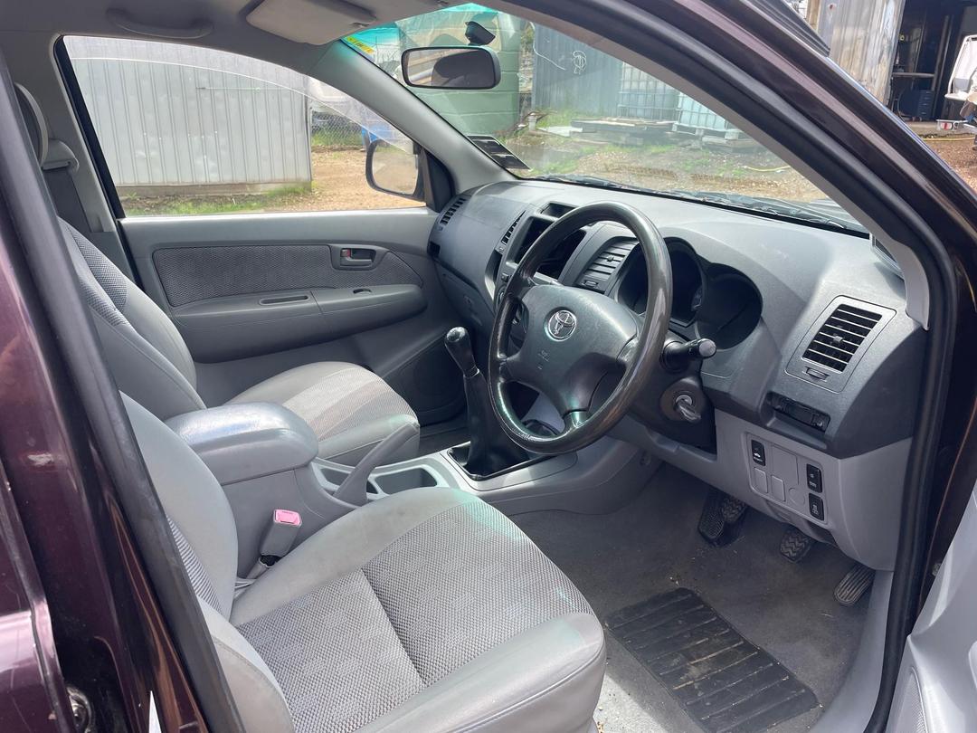 Photo '8' of Toyota Hilux TD D/C
