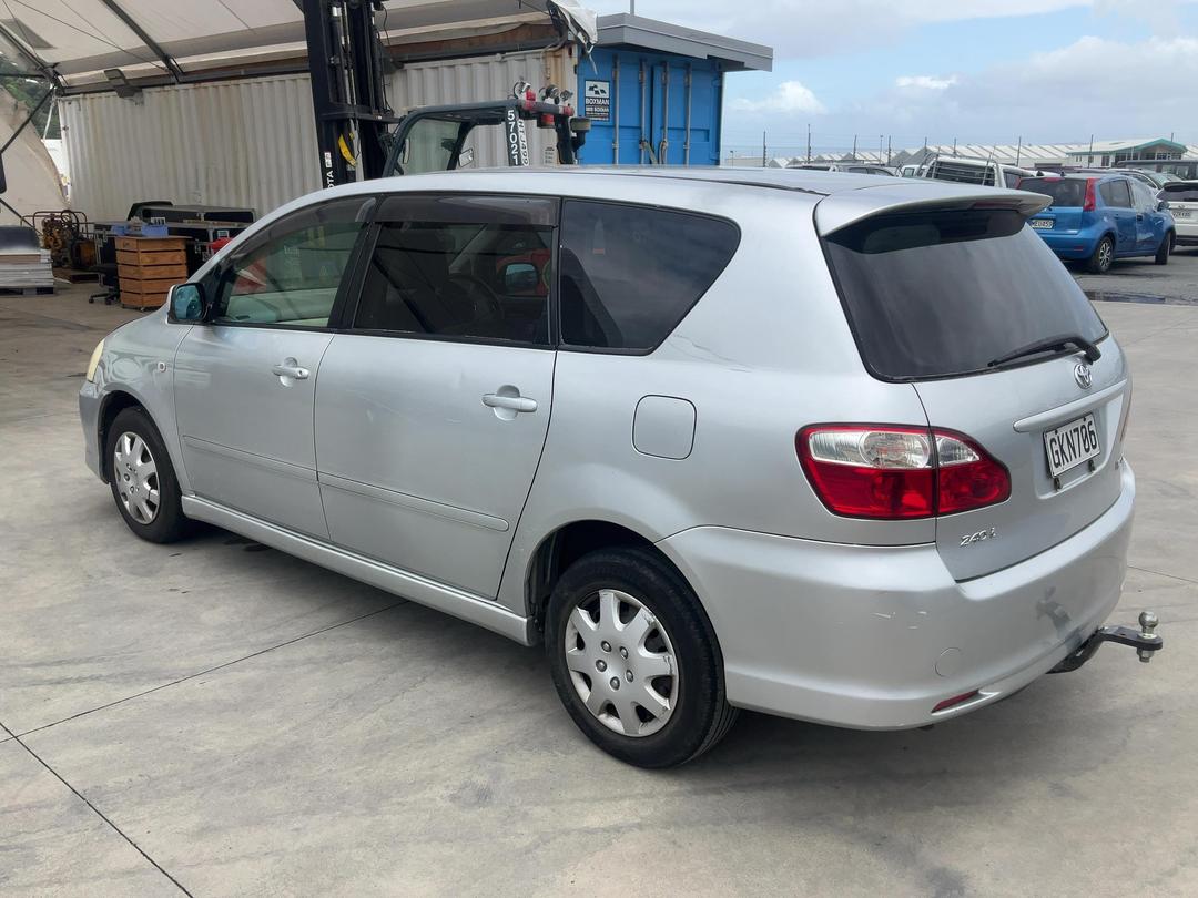 Photo '6' of Toyota Ipsum Photo '6' of Toyota Ipsum